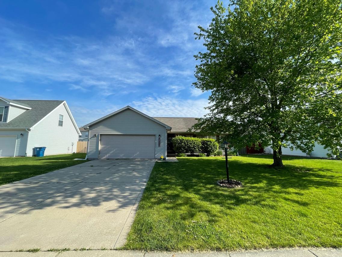 706 Wingstem Dr., St. Joseph, IL 61873