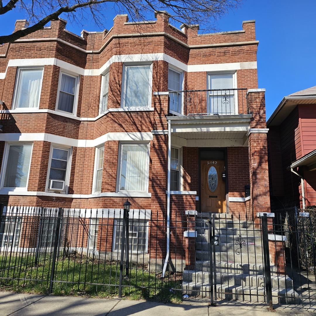 5442 W Adams St., Chicago, IL 60644