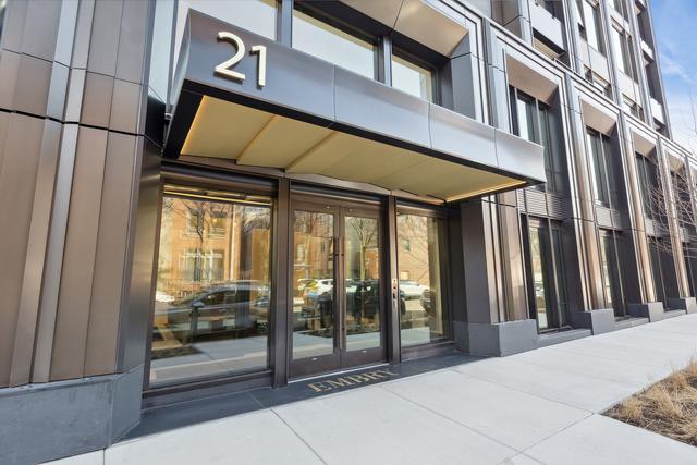 21 N May St. #601, Chicago, IL 60607