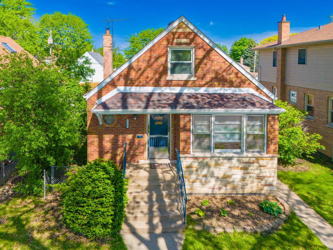 5229 S Normandy Ave., Chicago, IL 60638