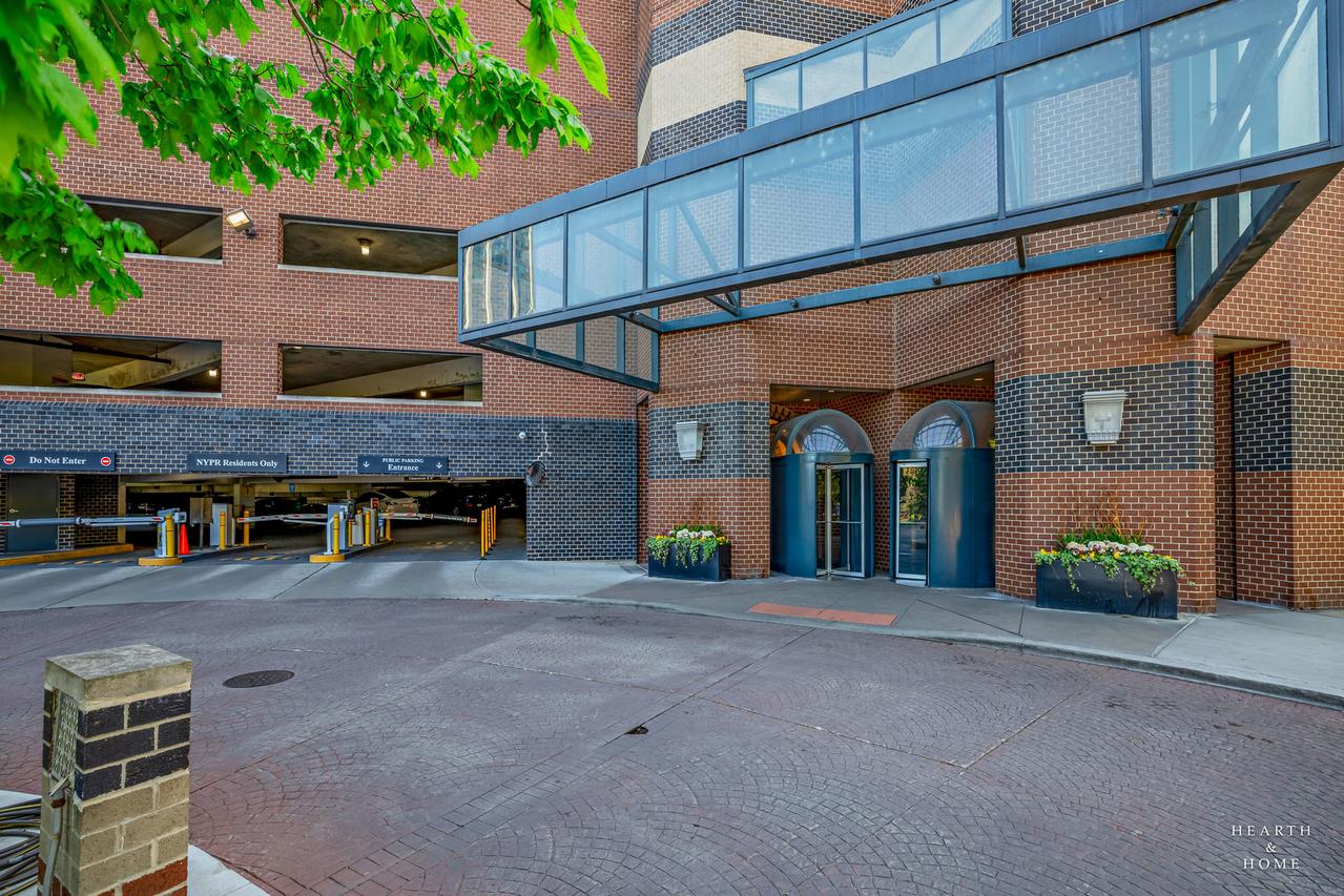 3660 N Lake Shore Dr. #P-564, Chicago, IL 60613