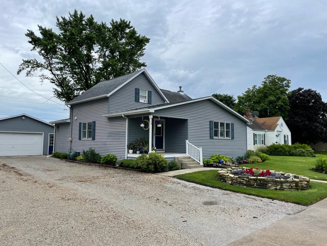 113 W Main St., Royal, IL 61871