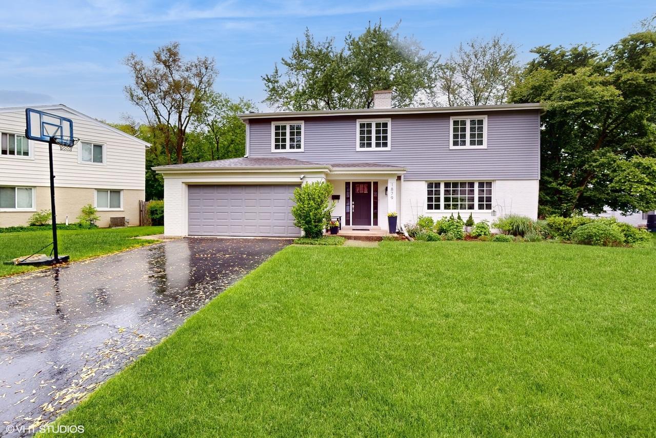 1879 Stockton Dr., Northfield, IL 60093
