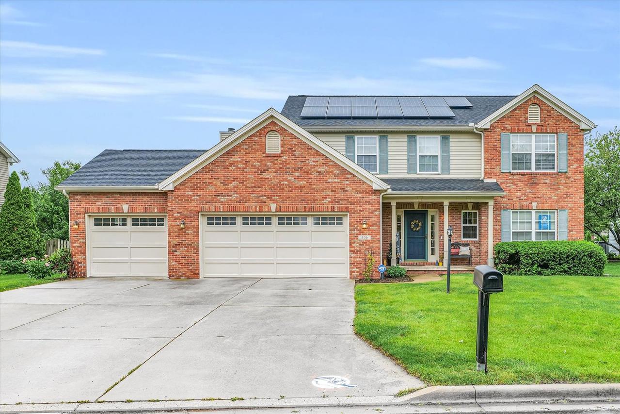 306 W Riverbend Blvd., Mahomet, IL 61853