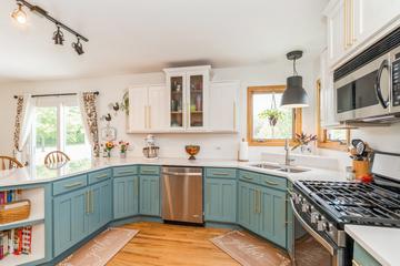 1816 E Vista Ter., Lindenhurst, IL 60046