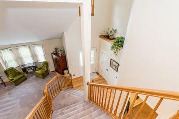 1816 E Vista Ter., Lindenhurst, IL 60046
