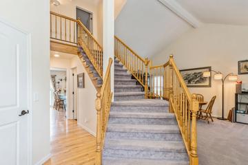 1816 E Vista Ter., Lindenhurst, IL 60046
