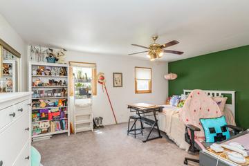 1816 E Vista Ter., Lindenhurst, IL 60046