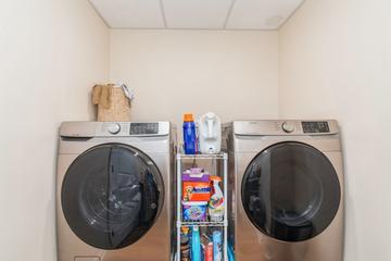 1816 E Vista Ter., Lindenhurst, IL 60046