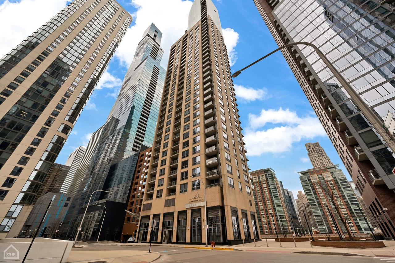420 E Waterside Dr. #1914, Chicago, IL 60601