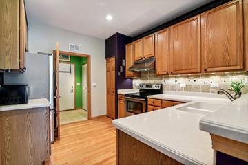 202 Enfield Ln., Grayslake, IL 60030