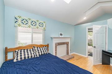 1321 Spalding Dr., Mundelein, IL 60060