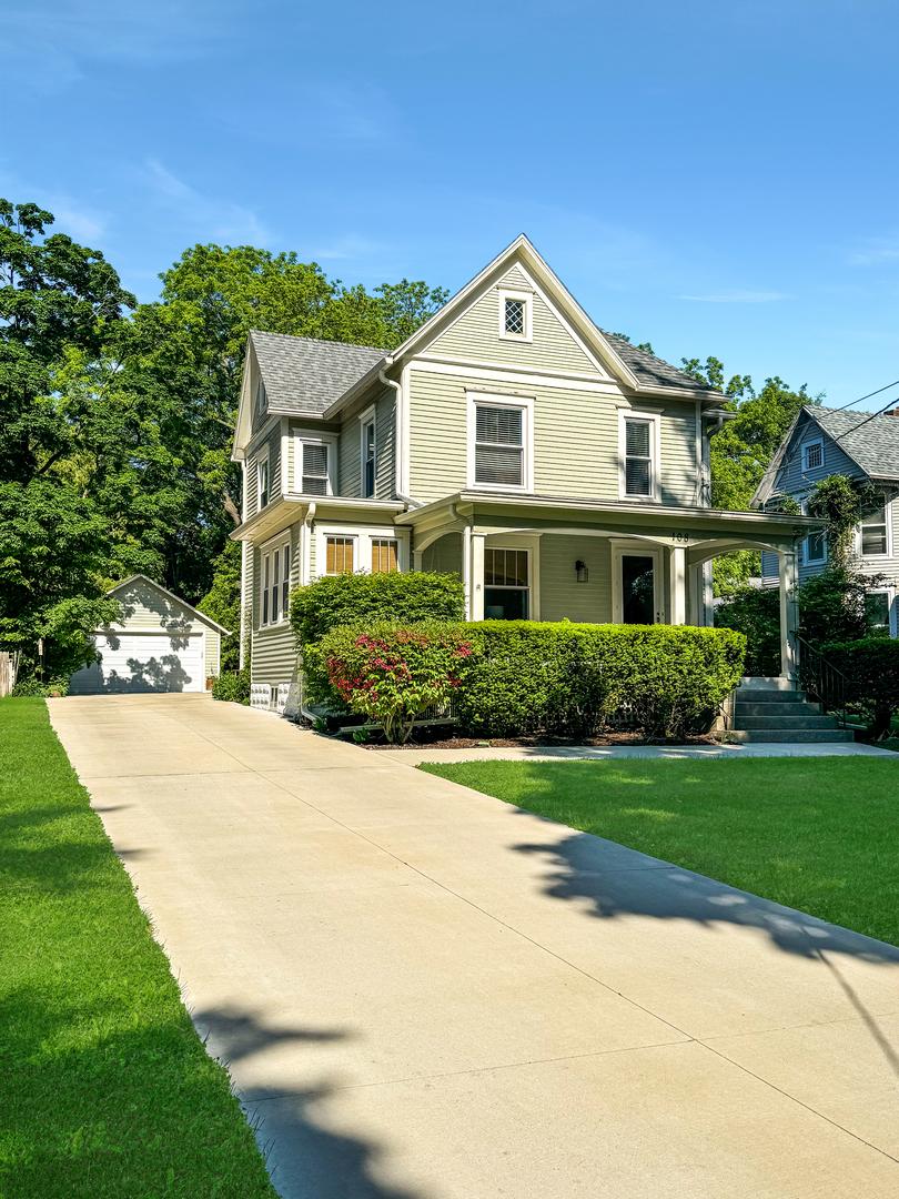 108 N Harlem Ave., Freeport, IL 61032