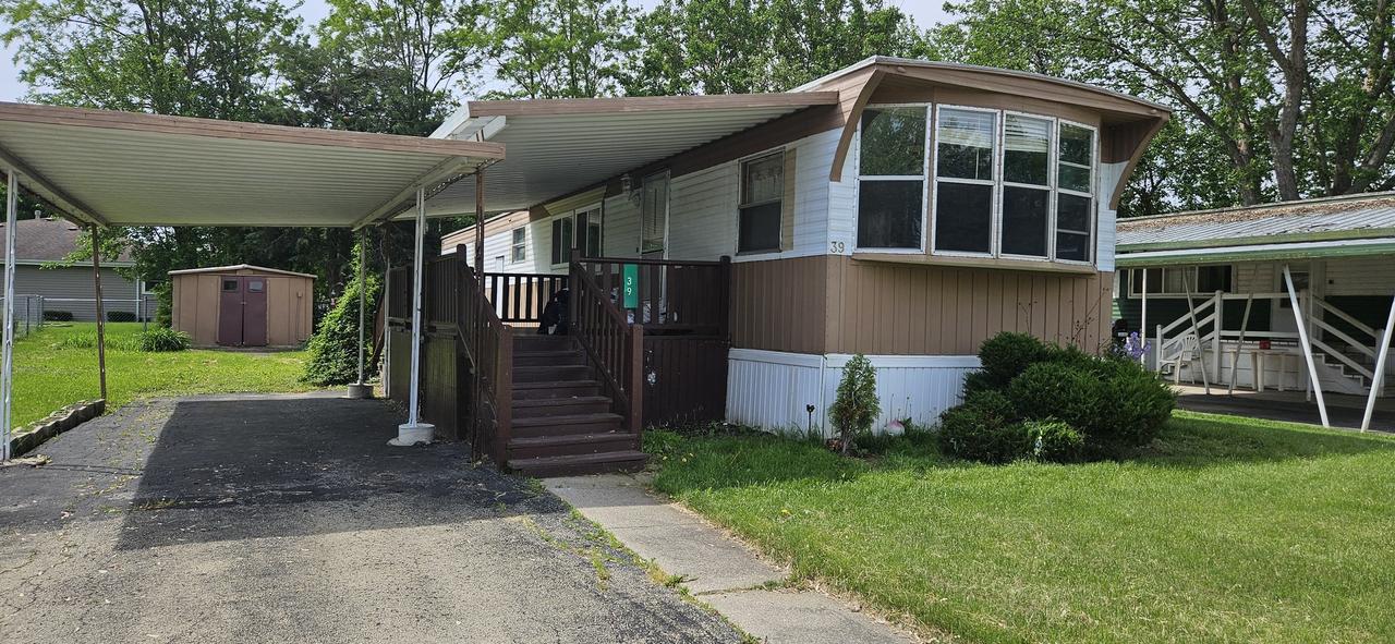 39 Maple Ln., Manteno, IL 60950