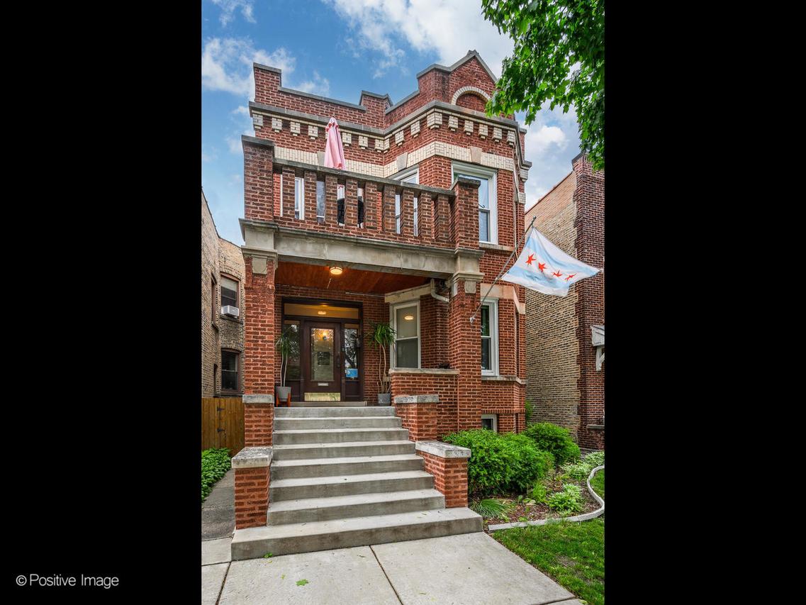 5118 W Hutchinson St., Chicago, IL 60641