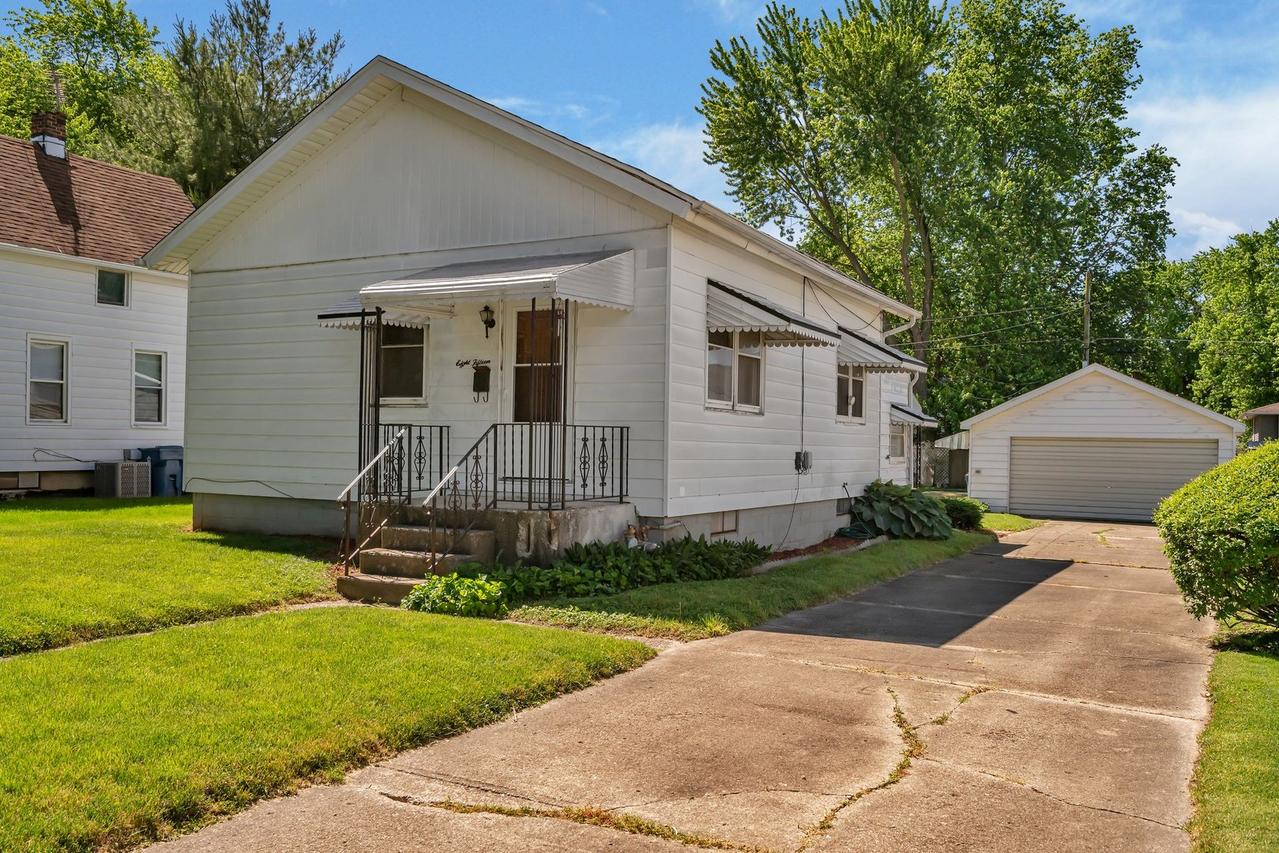 815 E Jefferson St., Morris, IL 60450