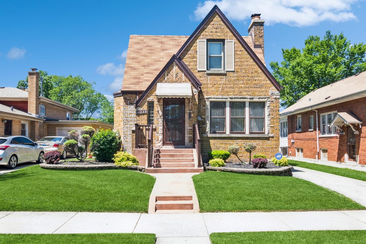 10538 S Wallace St., Chicago, IL 60628