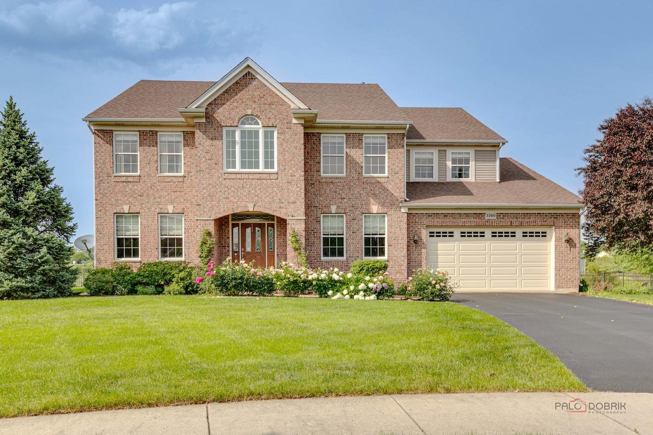 2280 Clearbrook Ct., Wauconda, IL 60084