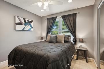 429 Bristol Way, Cary, IL 60013