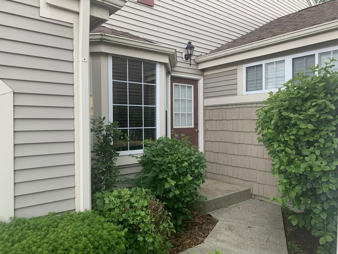 760 Village Cir., Marengo, IL 60152