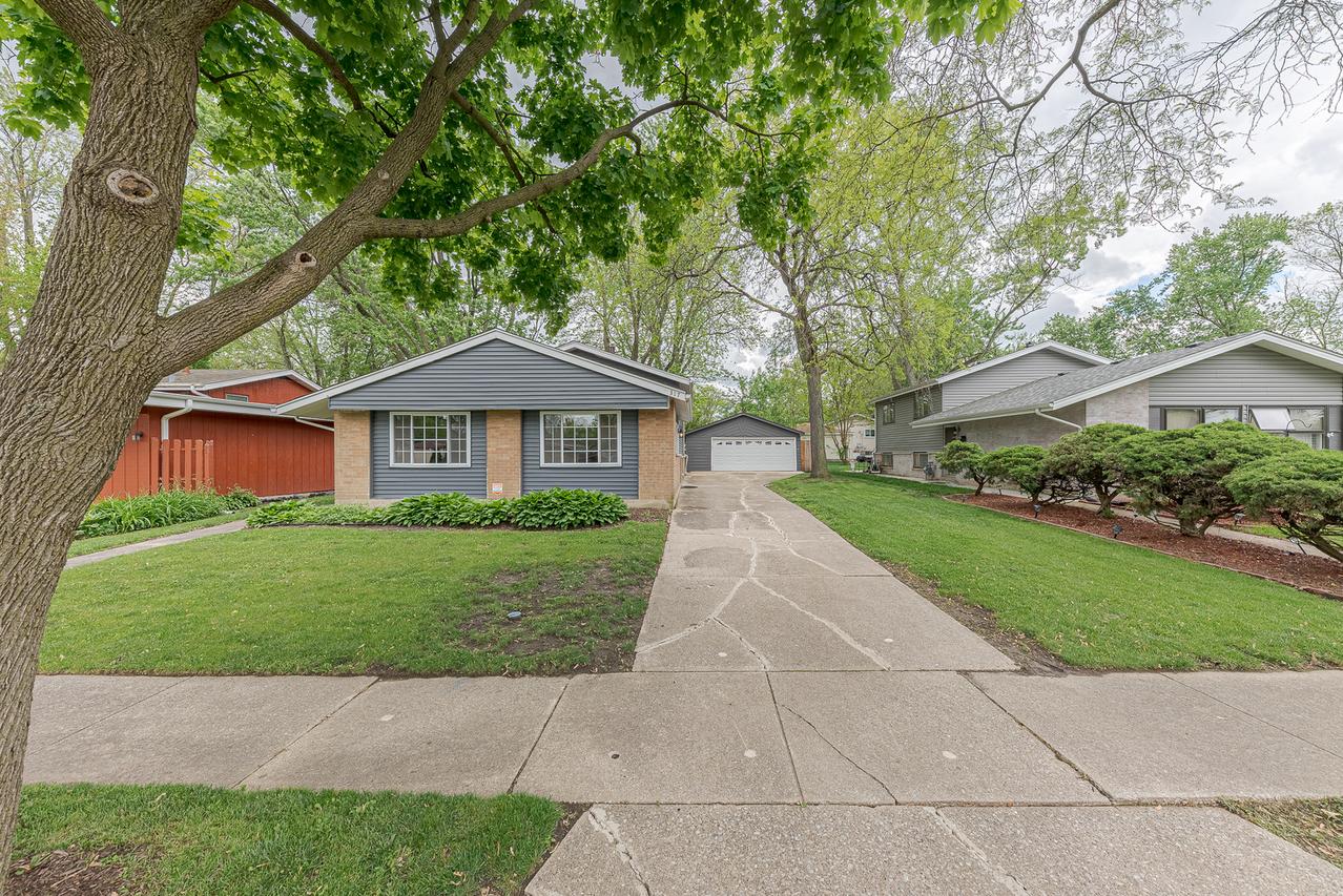 317 Farragut St., Park Forest, IL 60466