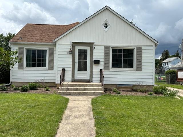 704 Woolf Ct., Rochelle, IL 61068