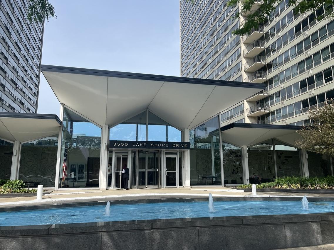 3550 N Lake Shore Dr. #425, Chicago, IL 60657