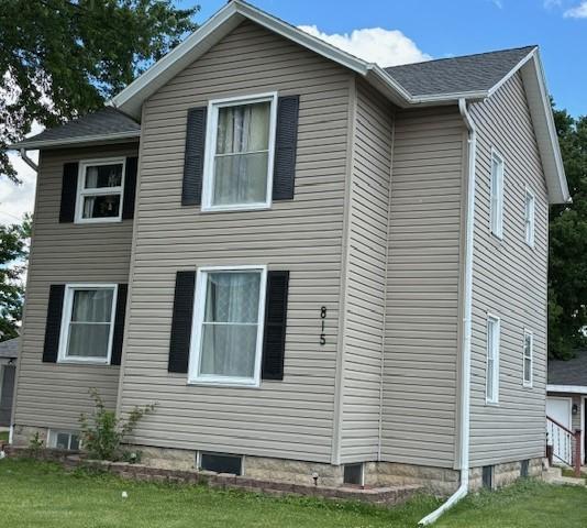 815 N 2nd St., Rochelle, IL 61068
