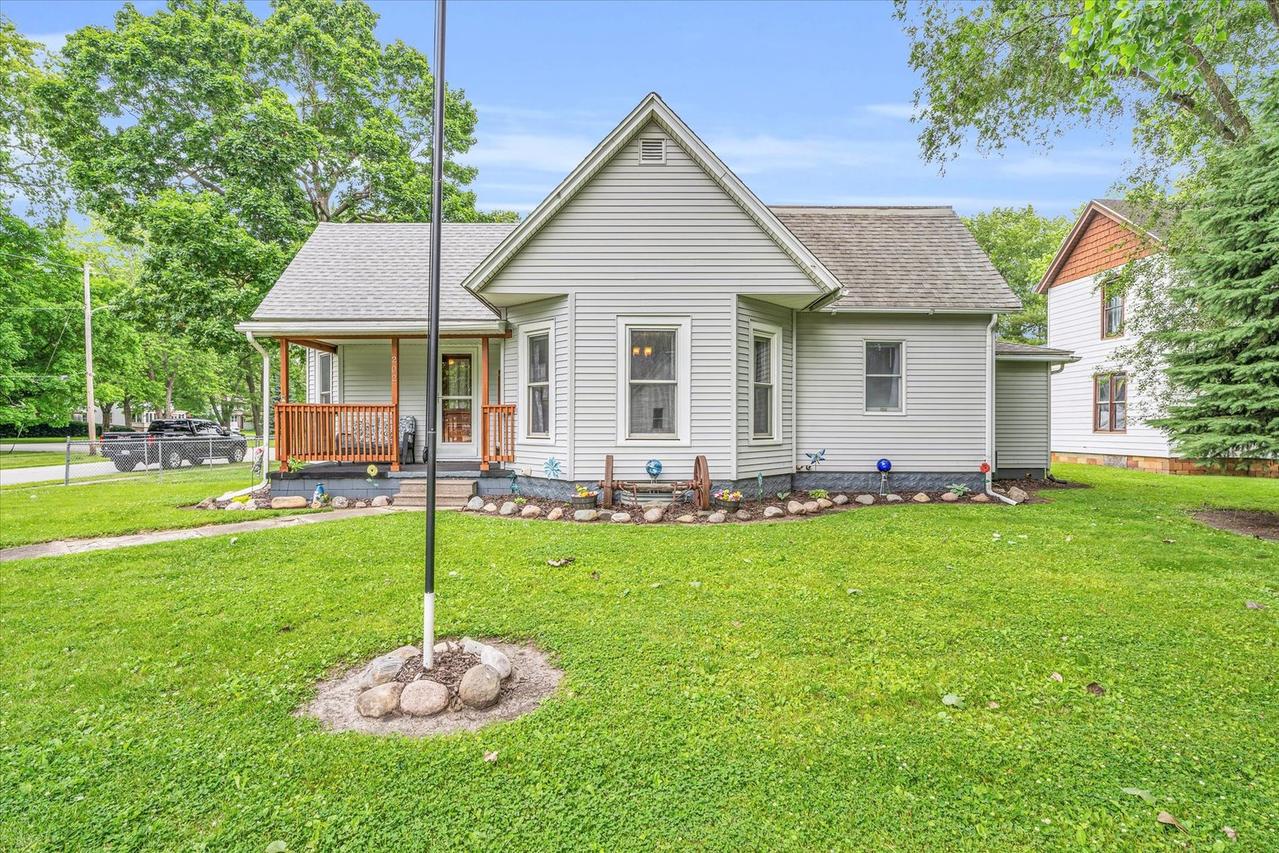 202 E Washington St., Tolono, IL 61880
