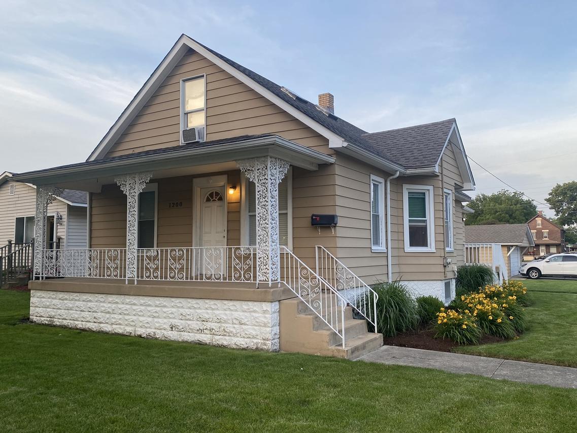 1200 Highland Ave., Joliet, IL 60435
