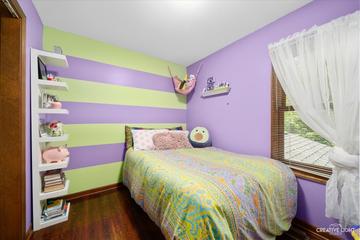 704 Nordic Ct., Batavia, IL 60510