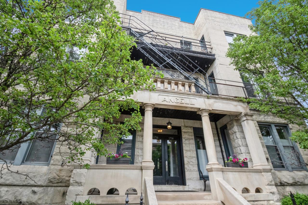 1714 W Leland Ave. #2F, Chicago, IL 60640