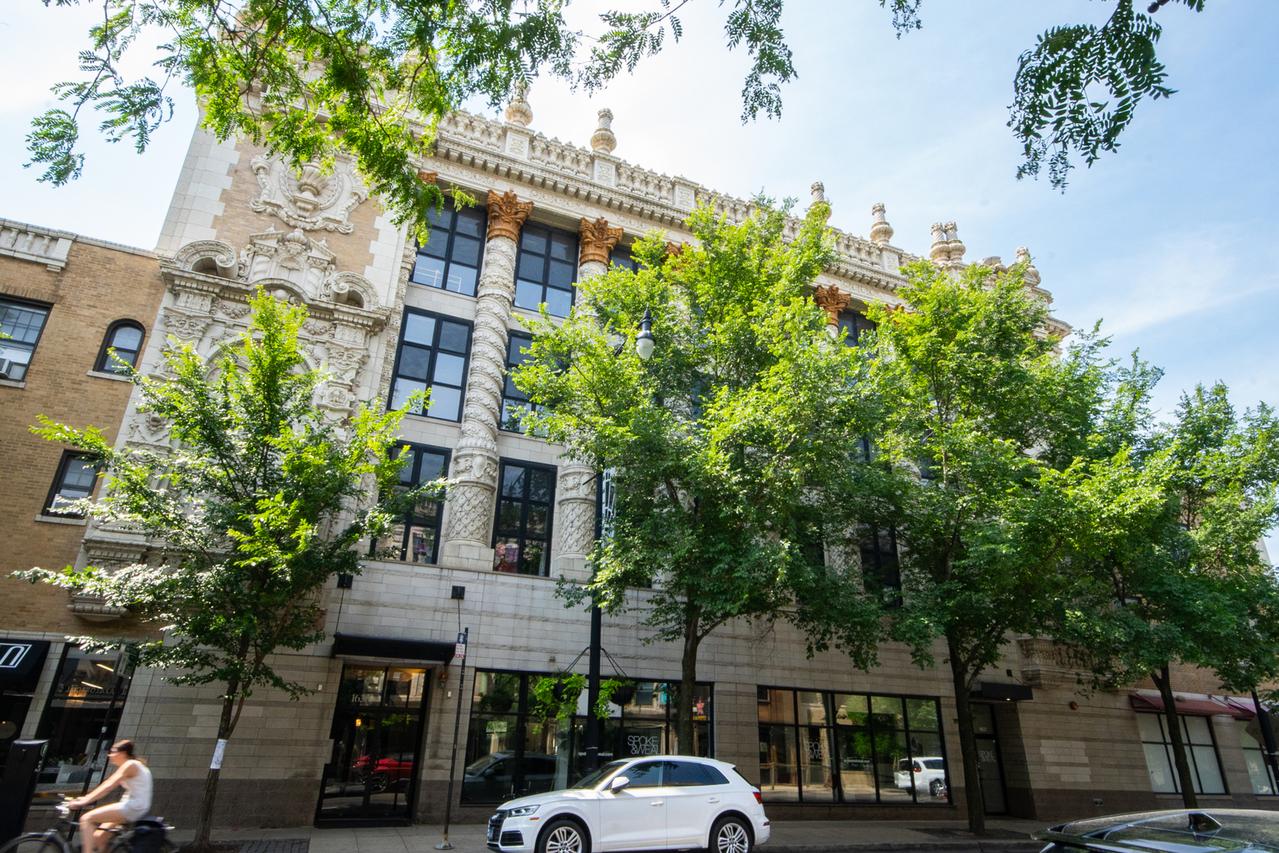 1635 W Belmont Ave. #301, Chicago, IL 60657