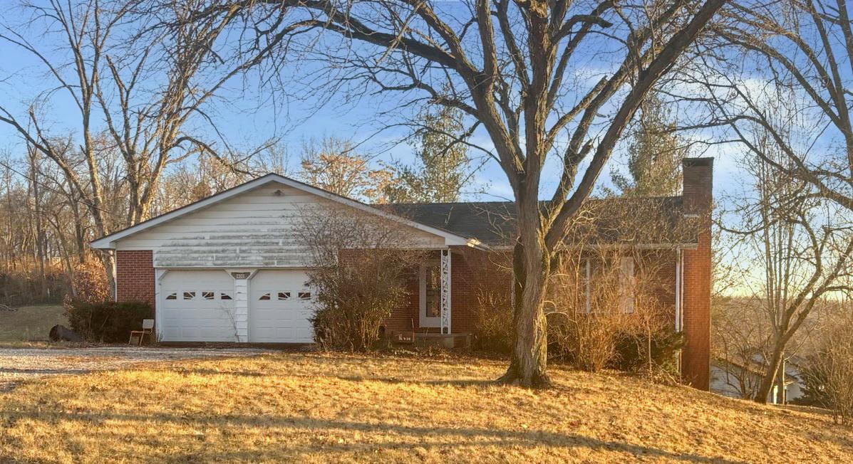 400 E Virginia Rd., Arenzville, IL 62611