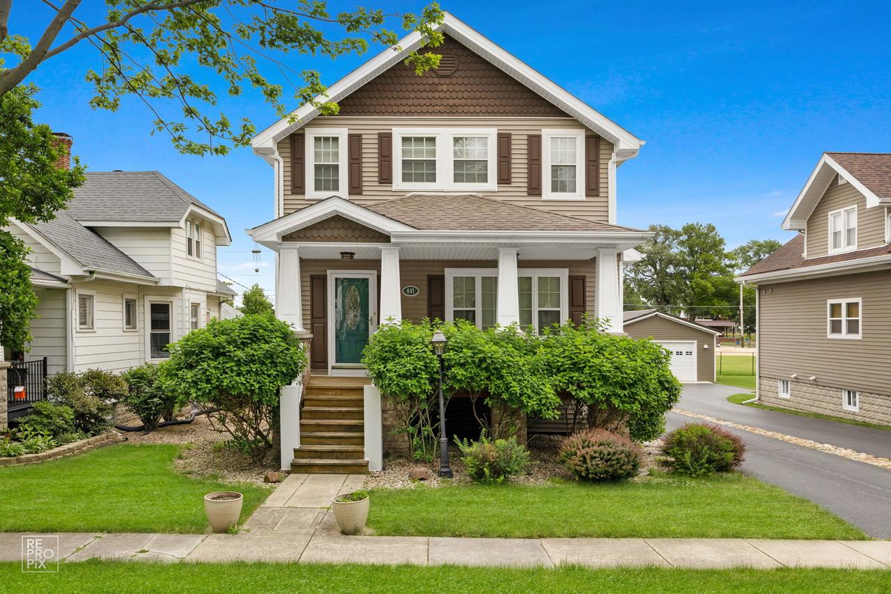 641 Woodward St., Beecher, IL 60401