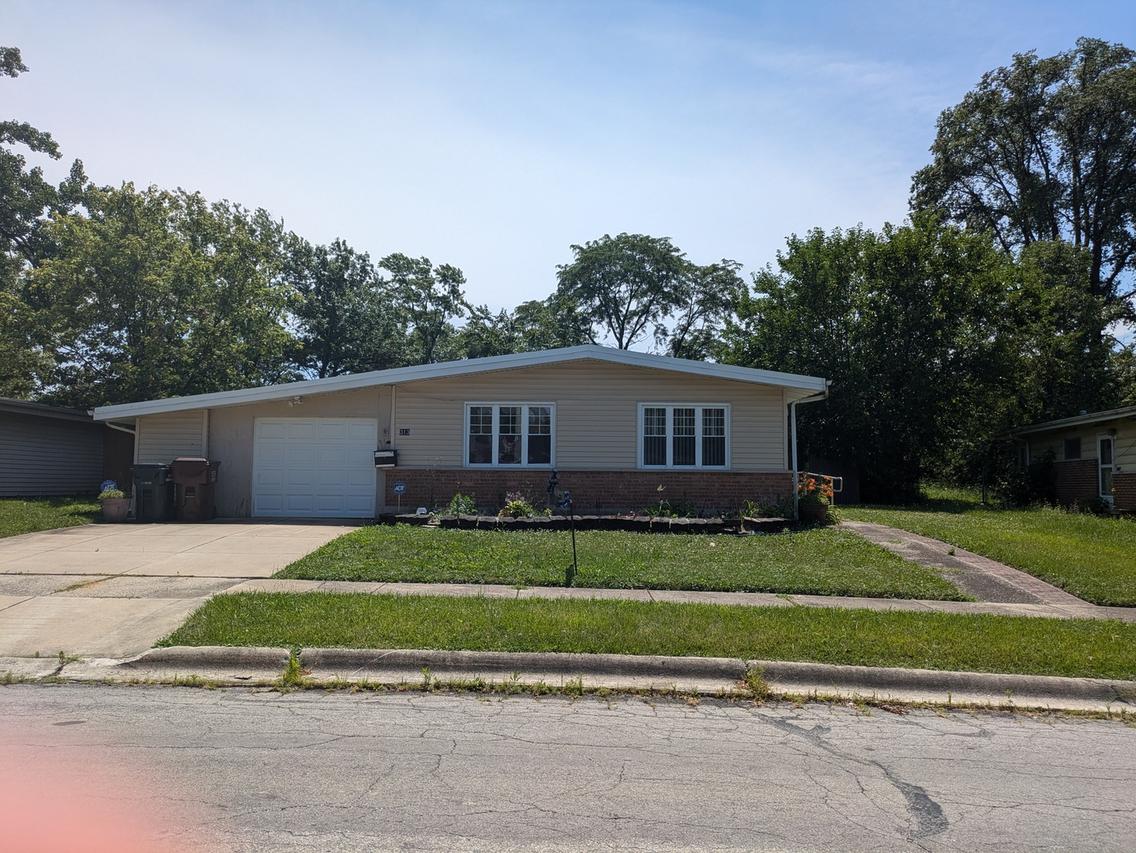 313 Sioux St., Park Forest, IL 60466