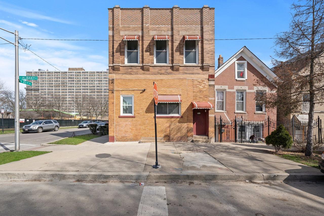 2131 S Albany Ave., Chicago, IL 60623
