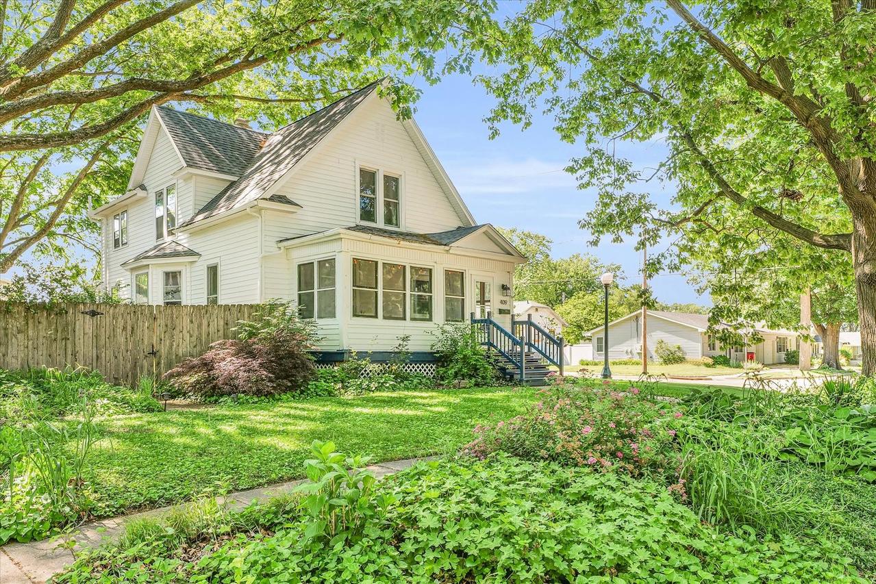 409 N Garfield Ave., Champaign, IL 61821