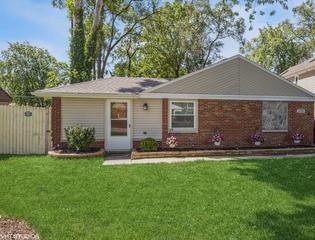 5125 W 100th St., Oak Lawn, IL 60453