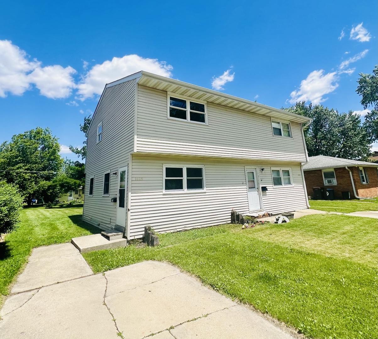 1027-1029 Avenue E, Rochelle, IL 61068