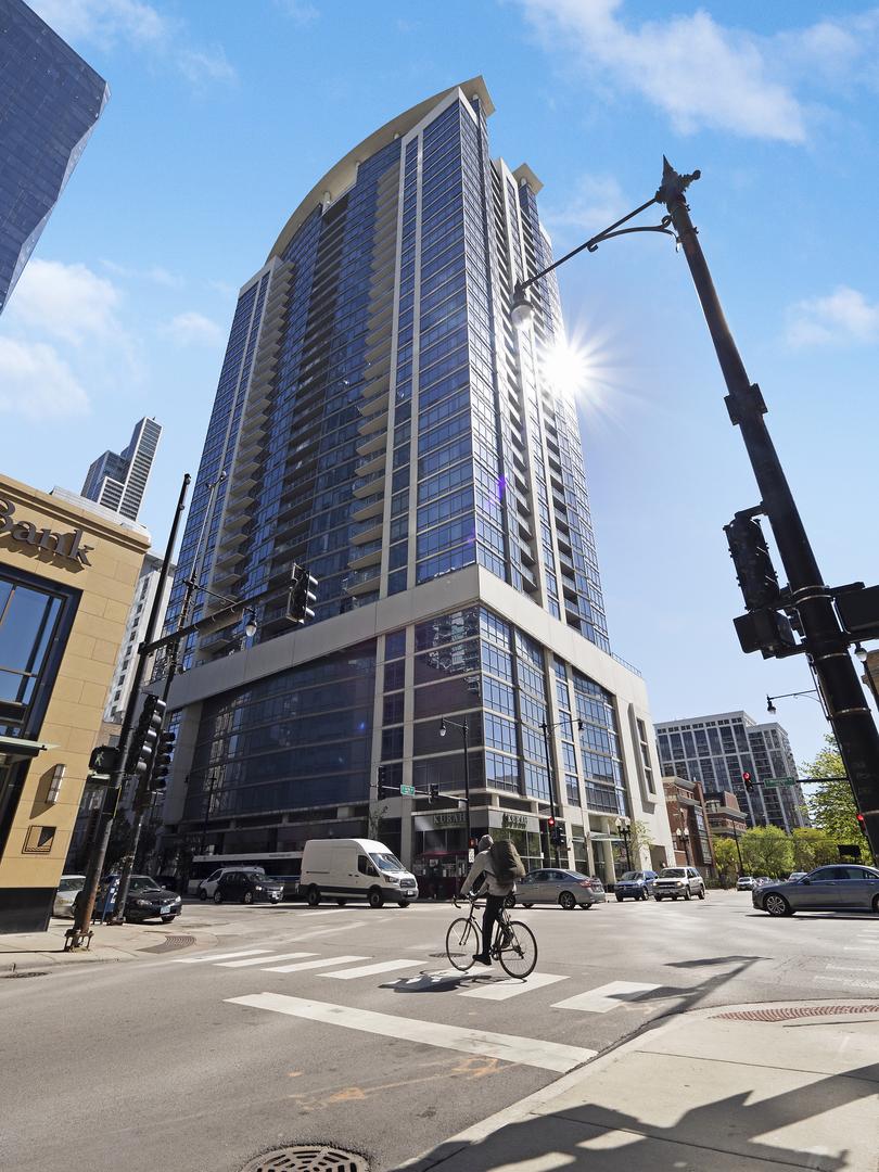 100 E 14th St. #GU-57, Chicago, IL 60605