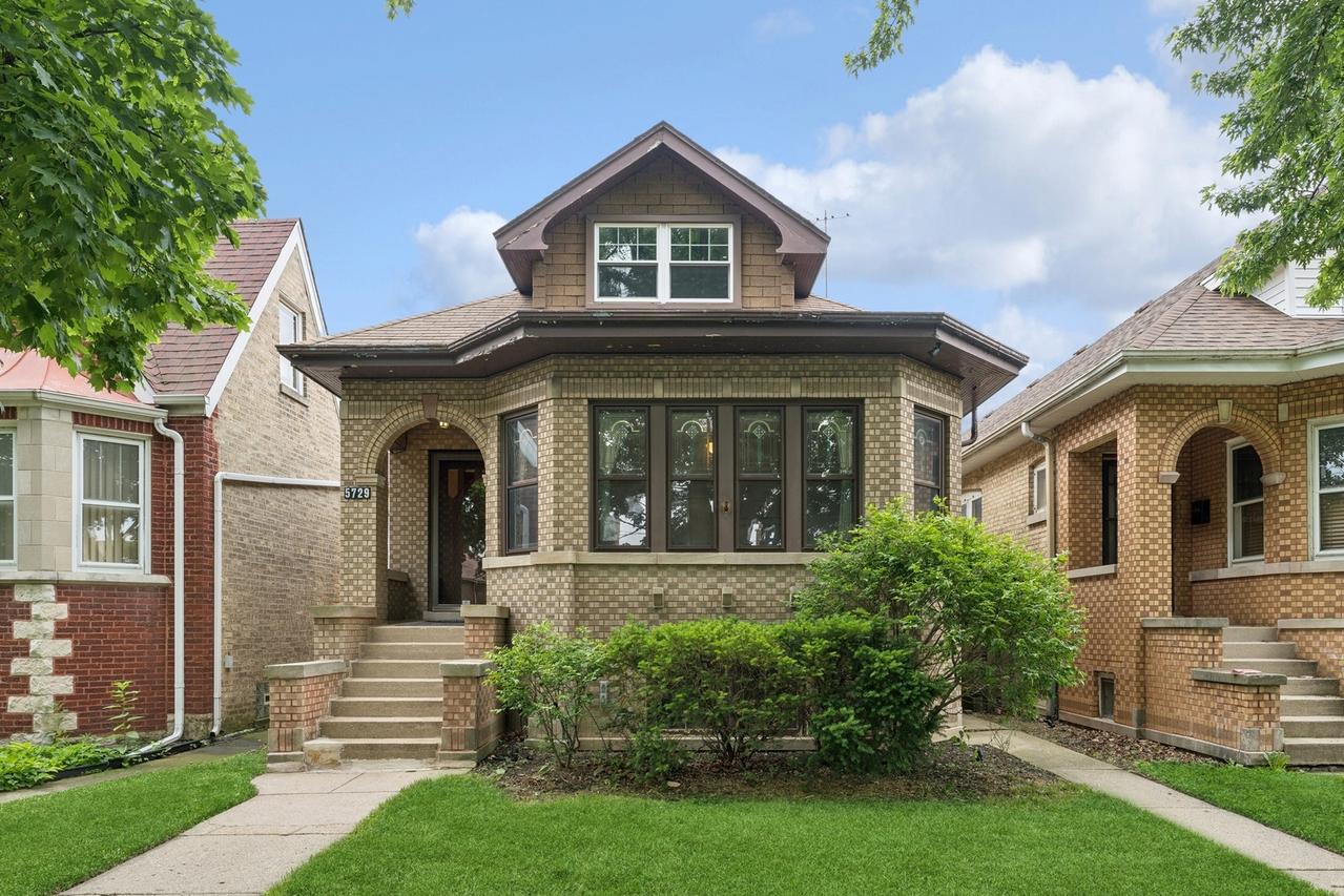 5729 W Pensacola Ave., Chicago, IL 60634