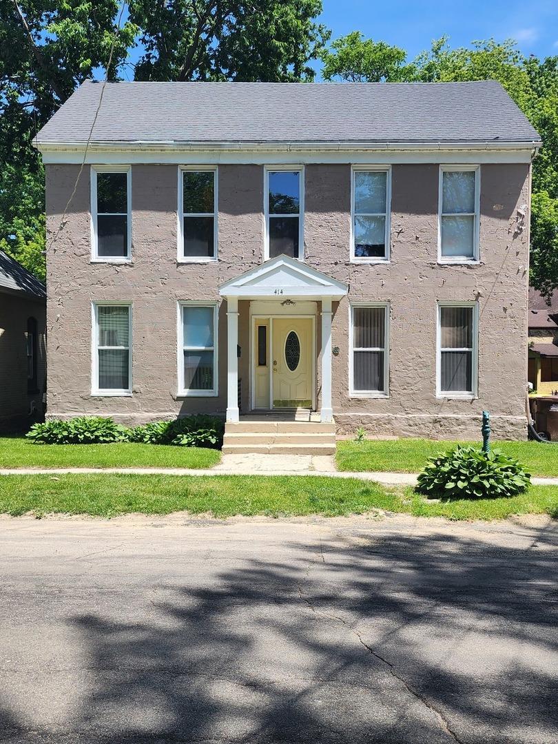 414 W Broadway St., Freeport, IL 61032