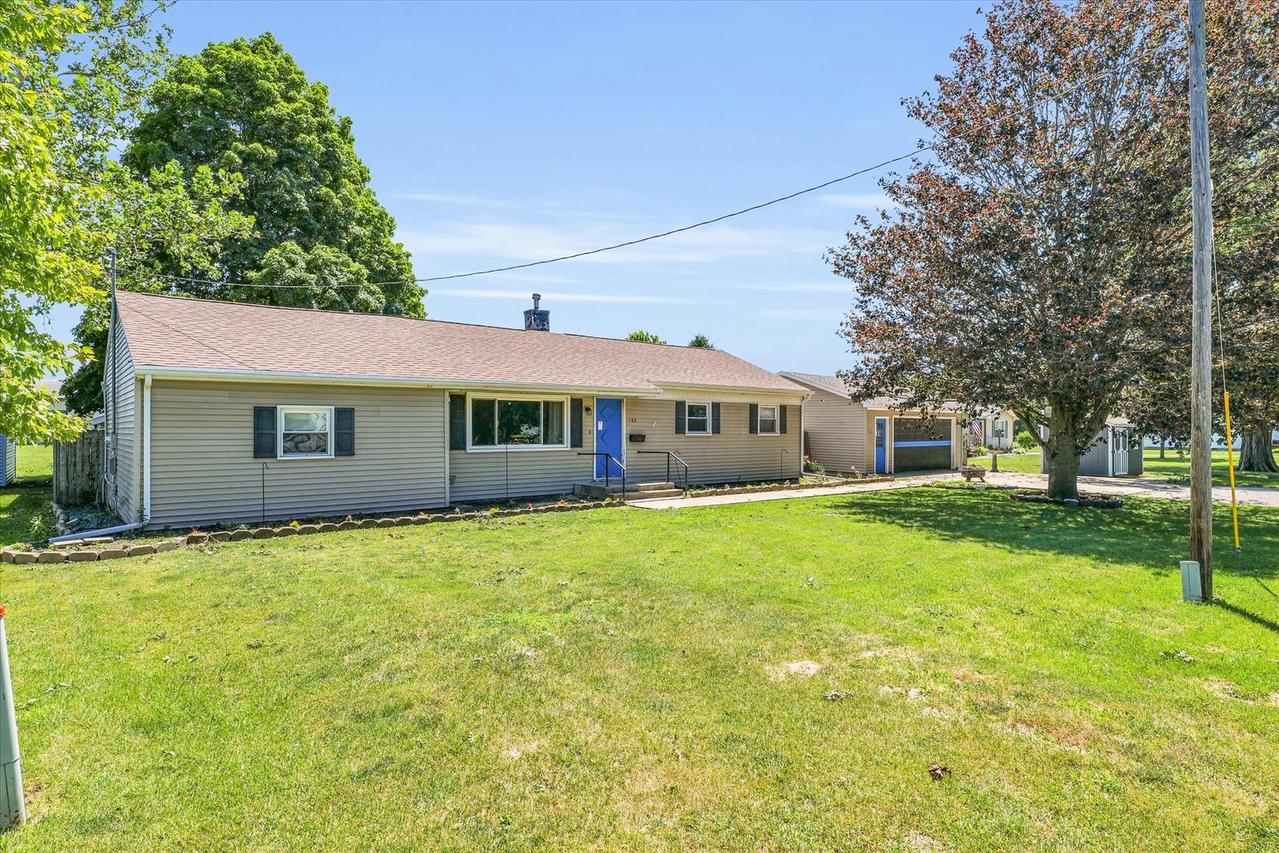 123 W 4th St., Gibson City, IL 60936