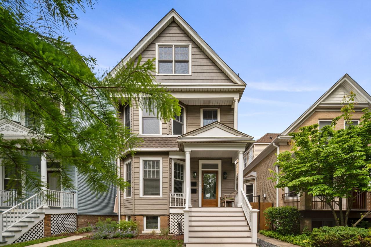 3626 N Hoyne Ave. #1, Chicago, IL 60618