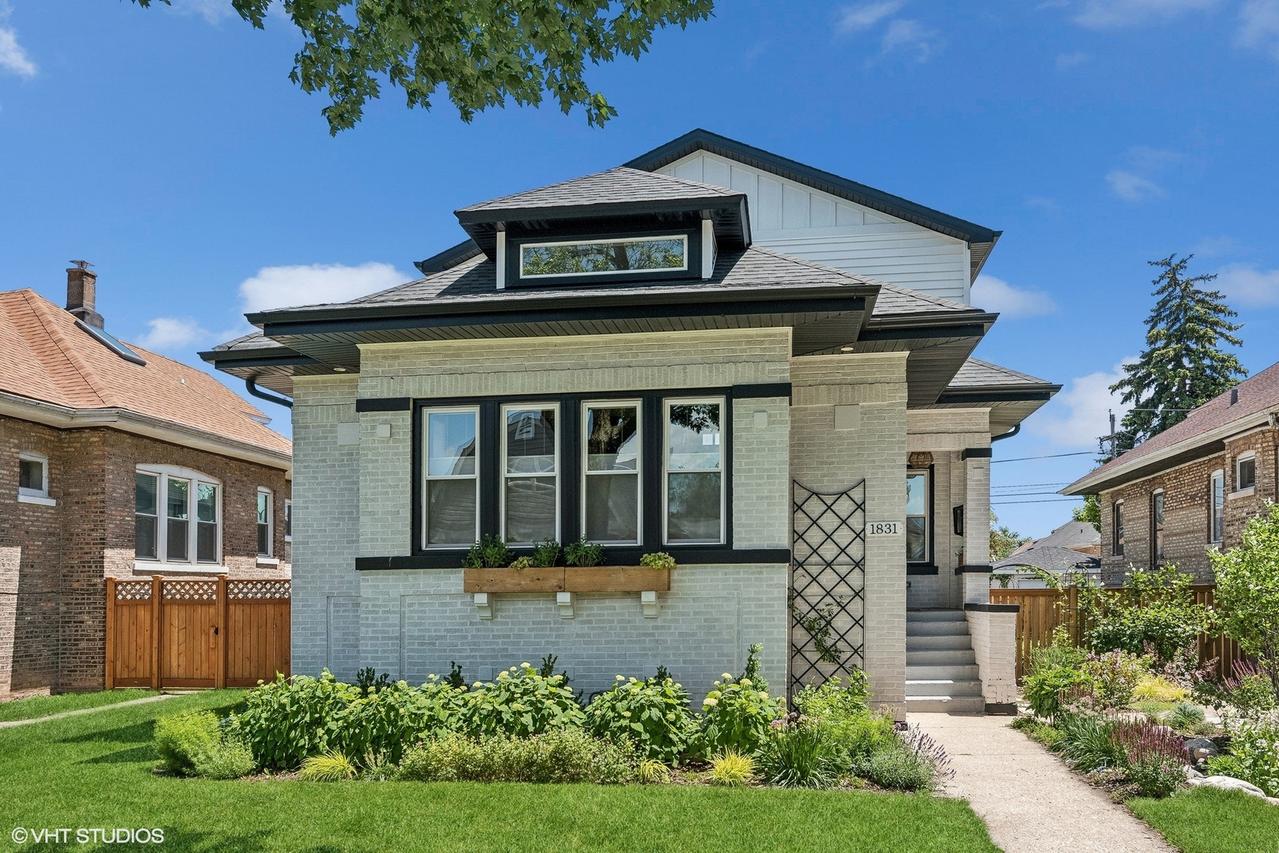 1831 Highland Ave., Berwyn, IL 60402