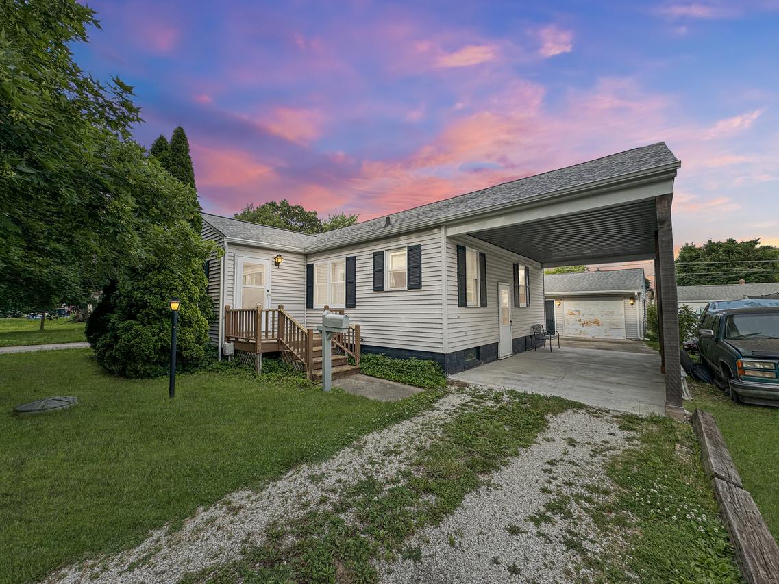 1411 S Monroe St., Streator, IL 61364