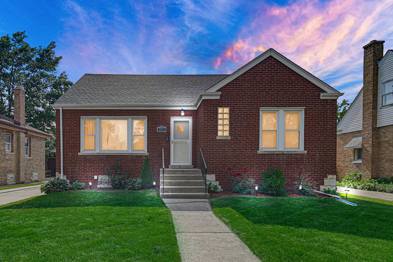 2312 S 6th Ave., North Riverside, IL 60546
