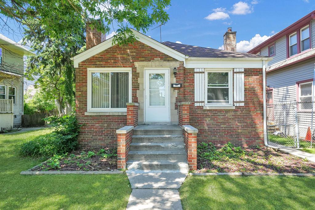 3424 W 64th St., Chicago, IL 60629