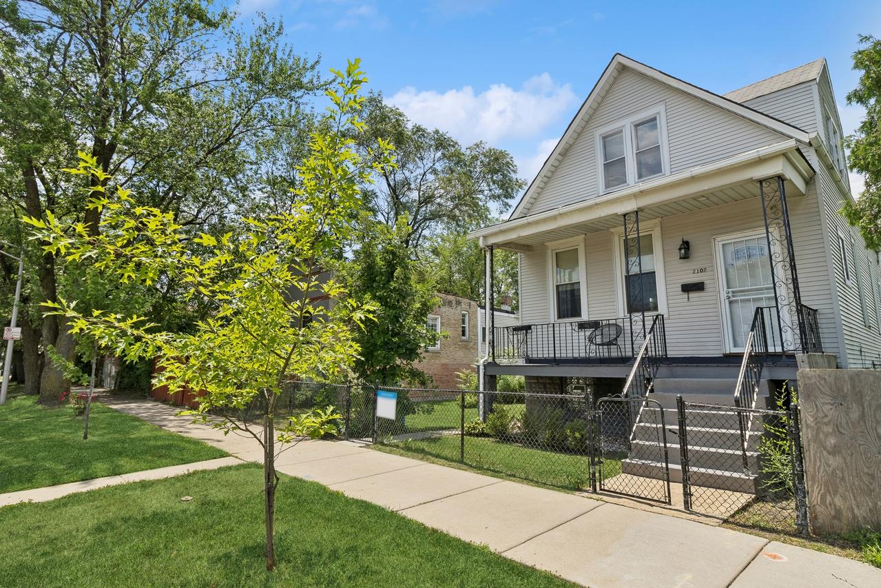 2102 N Parkside Ave., Chicago, IL 60639